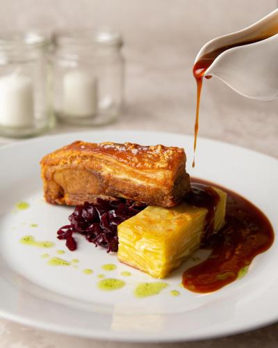 Fox and Goat in Waterstock