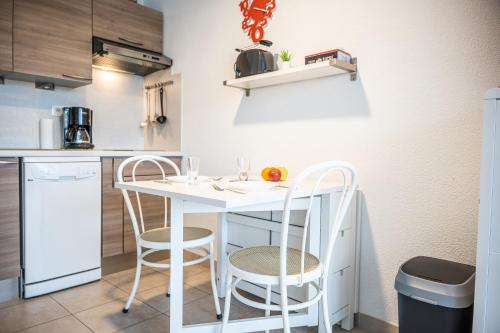 SUN7 STUDIO -FACE PLAGE- WIFI-PARKING -PISCINE - TOP PROS SERVICESConciergerieLaGrandeMotte