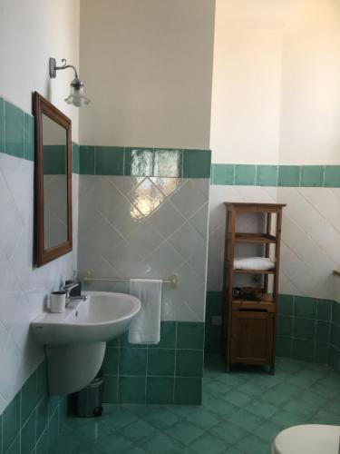 Superior Double or Twin Room image 10
