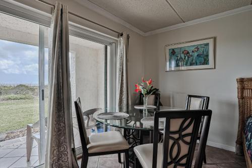 Four Winds Oceanfront Condo Four Winds Oceanfront Condo