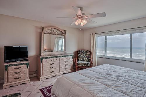 Four Winds Oceanfront Condo Four Winds Oceanfront Condo