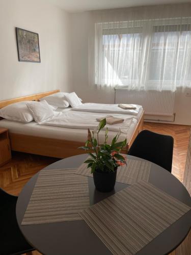 . Bogoly Apartman