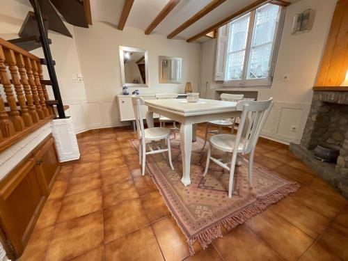 บริการและสิ่งอำนวยความสะดวก, Casa Pomar Apartament in คามโพนดอน