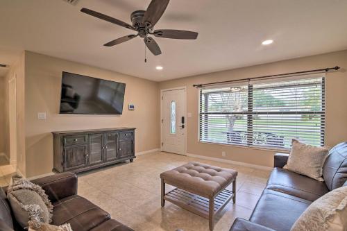 Lovely Lakeland Home Less Than 2 Mi to FSC and Lake! in Lakeland, USA