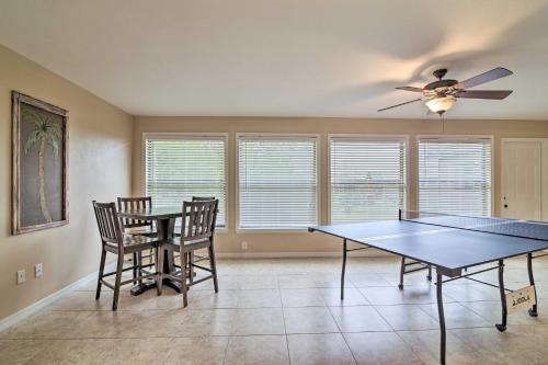 Lovely Lakeland Home Less Than 2 Mi to FSC and Lake! in Lakeland, USA