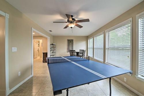 Lovely Lakeland Home Less Than 2 Mi to FSC and Lake! in Lakeland, USA