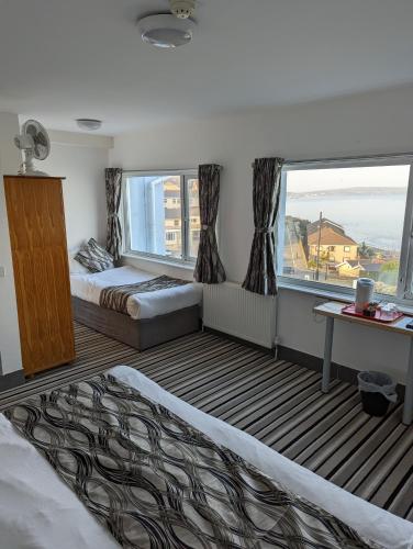 Superior Triple Room with Sea View