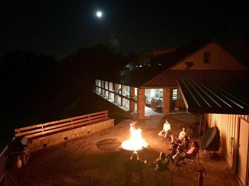Viesnīcas āriene, Lodge on Lake Godstone in Džeksboro (TX)