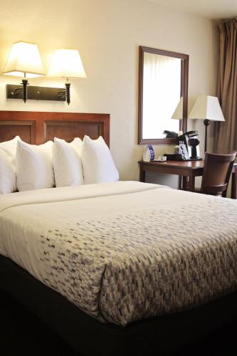 Bowen Motel - image 2