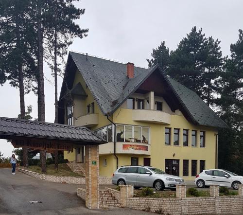 . Lovacka prica Motel&Restoran