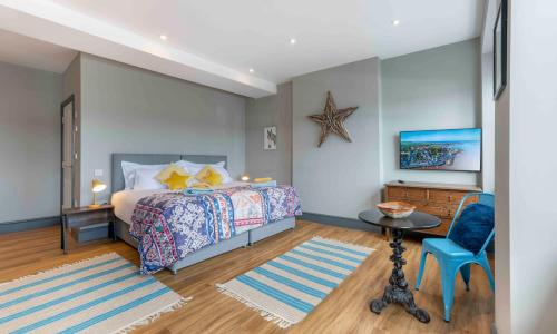 Sailors Rest 5