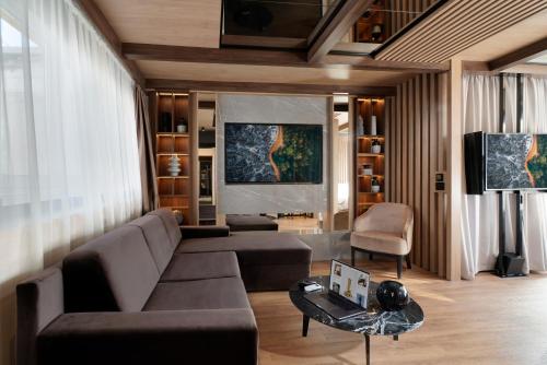 エデン ラグジュアリー スイーツ テラジイェ