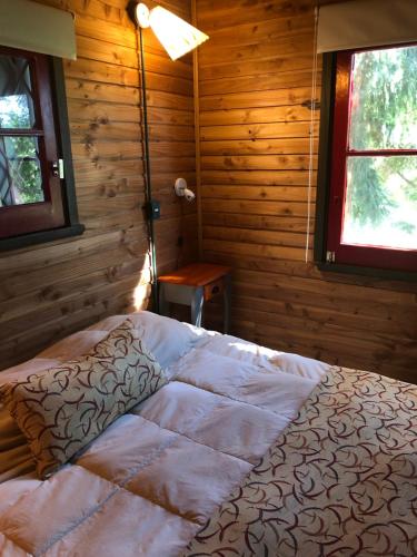 Triple Room with Lake View image 5