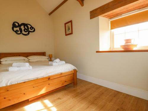 Wheal Honey - image 9