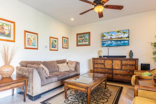 Lahaina Shores Beach Resort