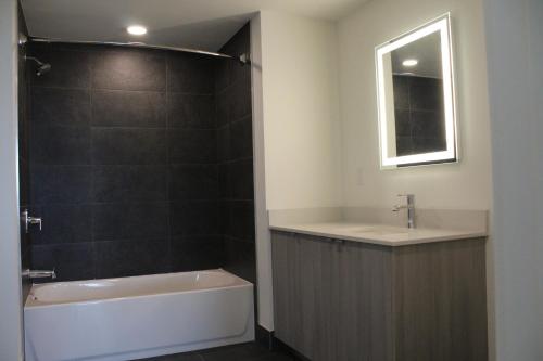 Central Civic Center Miami 30 Day Stays - image 12