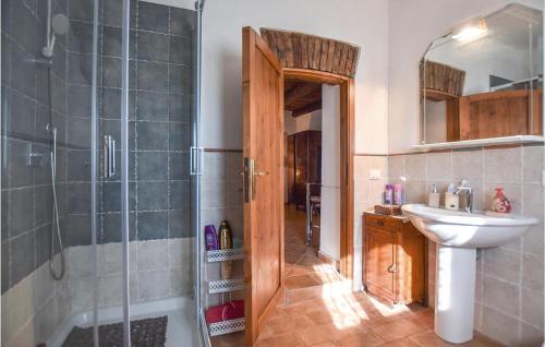 Bathroom, Amazing home in Montebuono with 1 Bedrooms in Montebuono In Sabina