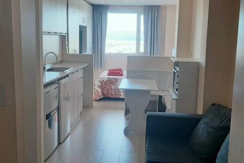 One-Bedroom Apartment image 2