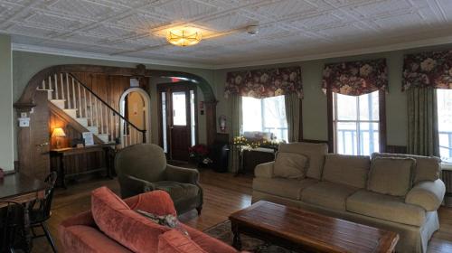 Smugglers Notch Inn - 숙소 외관