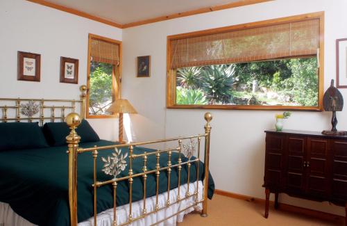 2 bedrooms, 3 beds