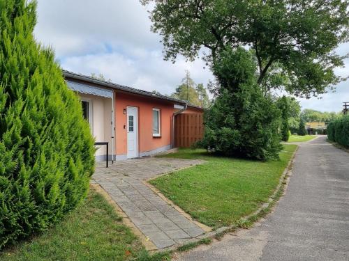 Terraced house in the nature and holiday park on the Groß Labenzer See, Klein Labenz