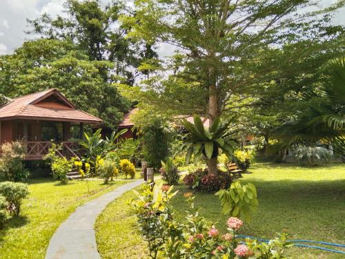Khao Sok River & Jungle Resort - 숙소 외관