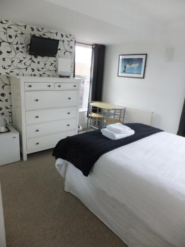 Grove Guest House 5