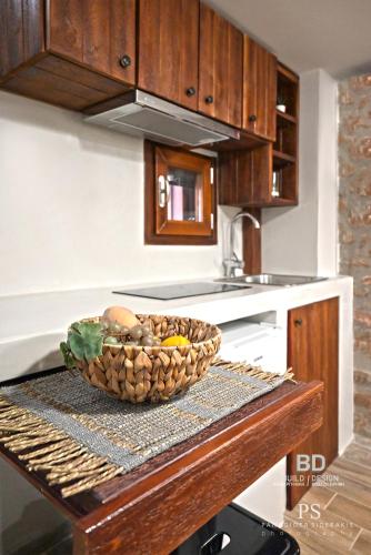 Pyrgos Houses and Restaurant in Plaka