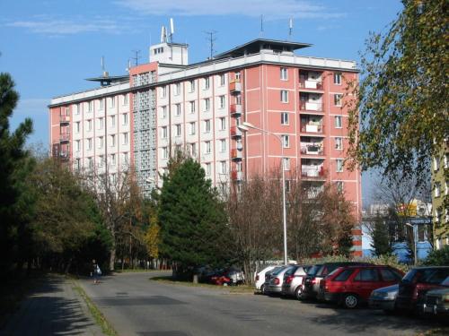 Фасада на хотела, Hotelovy Dum in Оломоуц
