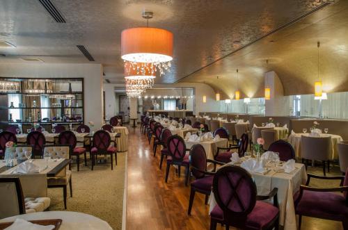 Restaurant, Agaoglu My City Hotel Istanbul in Umraniye