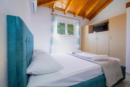 At The Messinian's Bay in Agios Avgoustinos