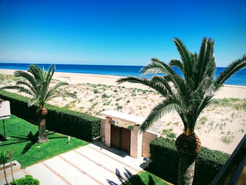 3 bedrooms, 5 beds