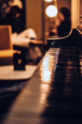 Harmon House - image 8