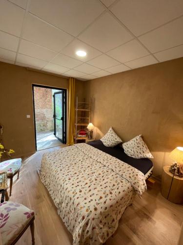 Double room on farm (La ferme du Tao)