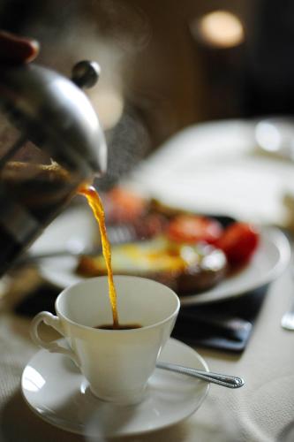 Stow House - image 2