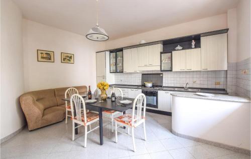  Awesome apartment in Nicotera Marina with WiFi and 3 Bedrooms in Nicotera Marina
