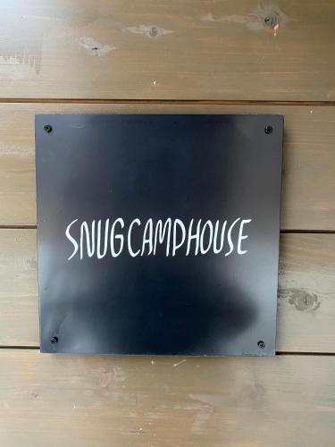 SNUG CAMP HOUSE