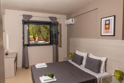 Trianon Studios, Tsilivi (photo 2)