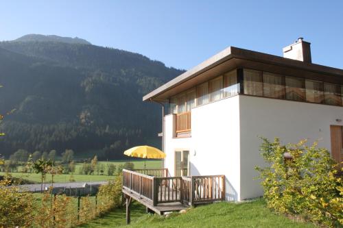 3 bedroom Superior Chalet with 2 bathrooms