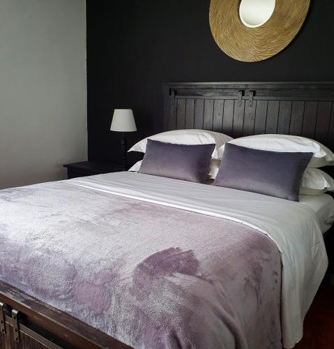 Deluxe Double Room image 3