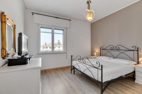  Elegant Blue Apartment in Vicenza