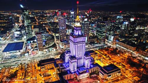 HOLIDAY 2 WiFi 300Mbs 70’TV Netflix HBO Max Apple, Warszawa (zdjęcie 3)