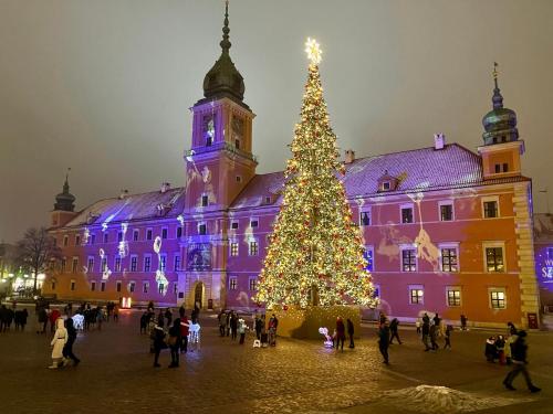 HOLIDAY 2 WiFi 300Mbs 70’TV Netflix HBO Max Apple, Warszawa (zdjęcie 10)