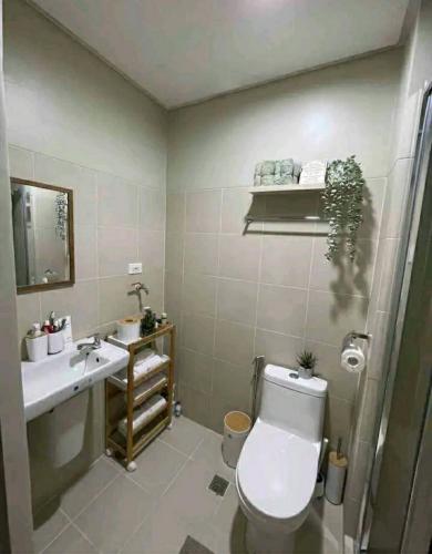 Cozy 1BR with balcony at Fame Residences, Manila (fotografie 8)