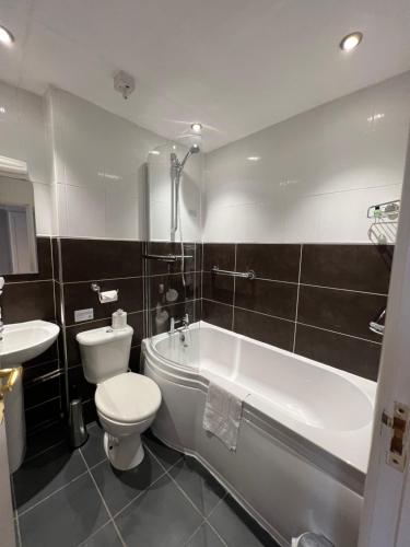 348072851 Stirk House Hotel