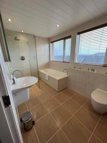 348072879 Stirk House Hotel
