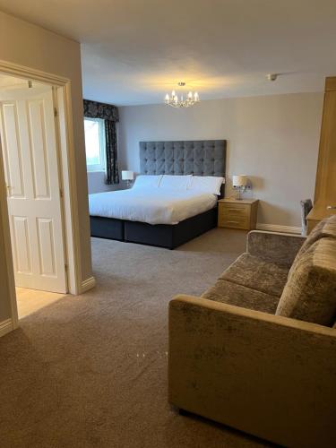 348078562 Stirk House Hotel