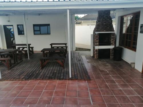 . G Guest House