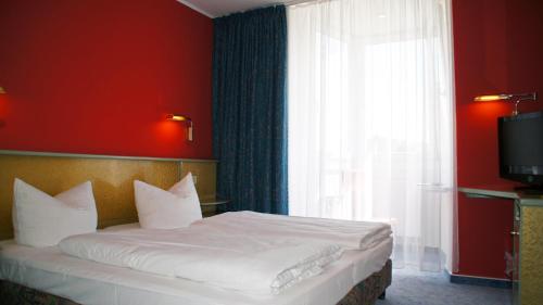 Hotel am Buschkrugpark - image 3