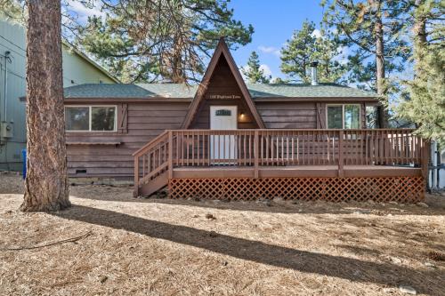 Lobo's Den Big Bear City